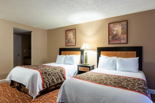 Sundial Inn image 10