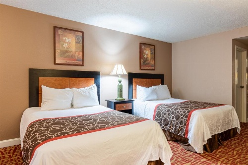 Sundial Inn image 17