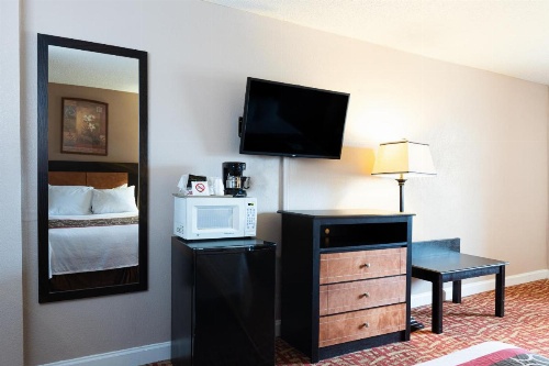 Sundial Inn image 8